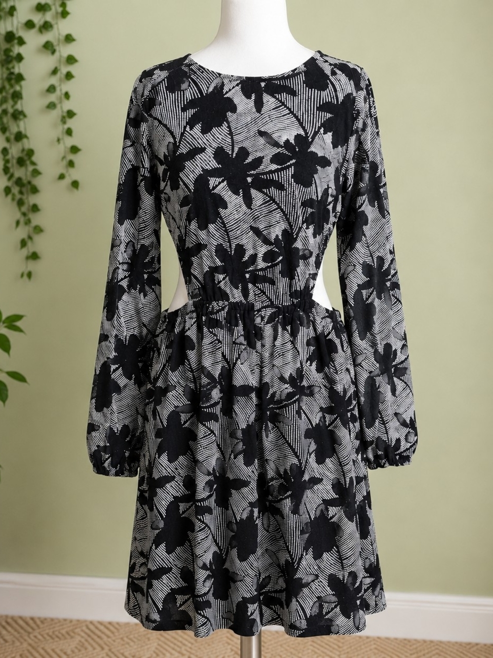 NWT Universal Thread Dress XL Black White Linen Blend Side Cutout Long Sleeve